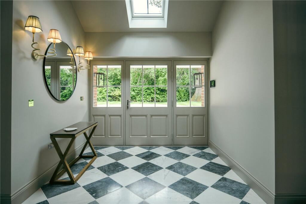 Rotherfield Greys, Henley-On-Thames, RG9 photo 3