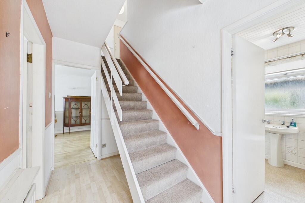 17 Hayfell Avenue, Kendal, Cumbria, LA9 7JH photo 4
