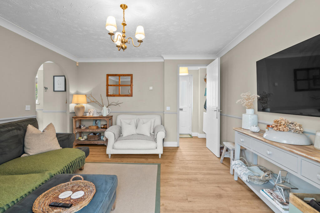 House in Tewkesbury, Wheatpieces - View 4