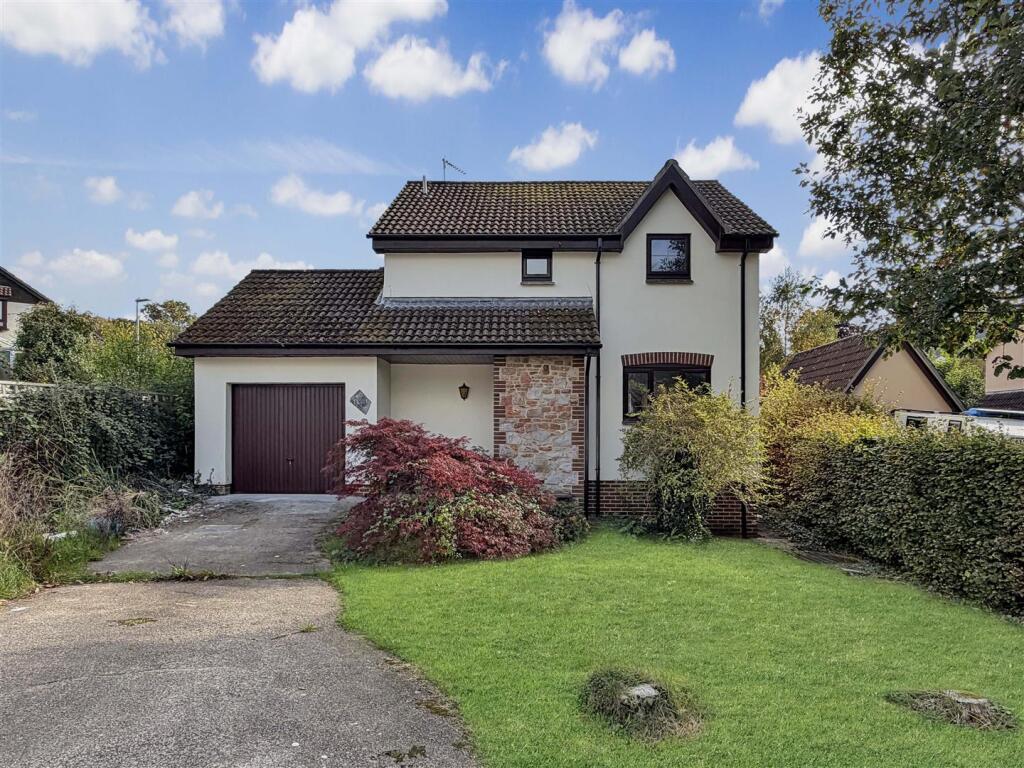 Main image of property: Reynell Road, Ogwell