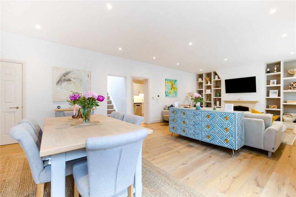 House in London - View 3