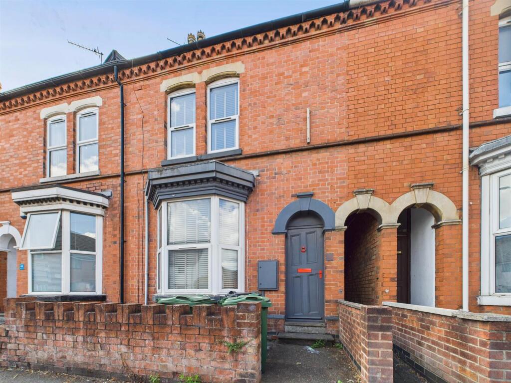 Main image of property: Derby Road, Loughborough, LE11 5BX
