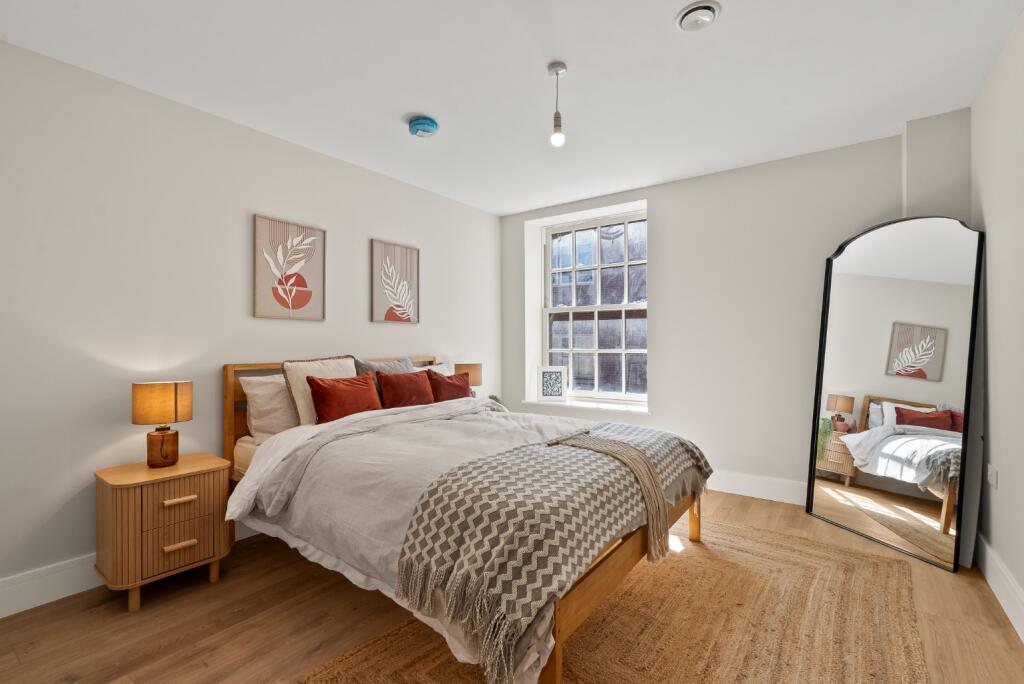 Apartment in Worcester - View 4