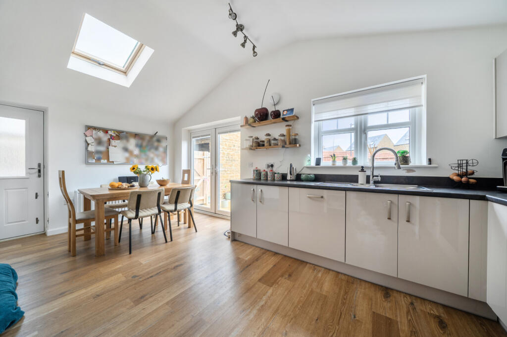 House in Cherwell, Banbury - More