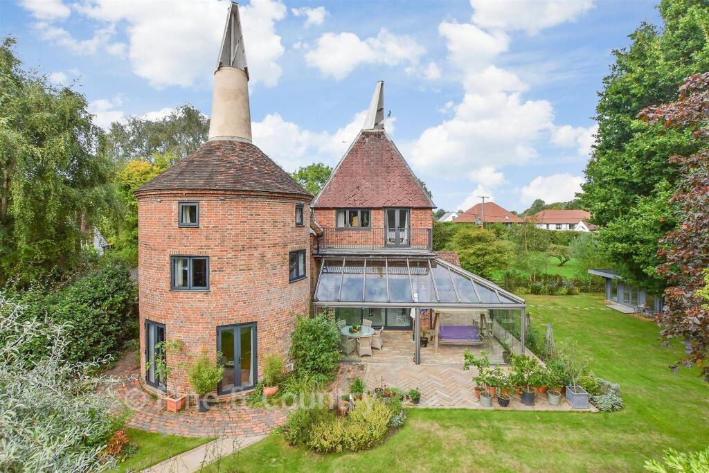 Main image of property: The Slade, Lamberhurst, Kent