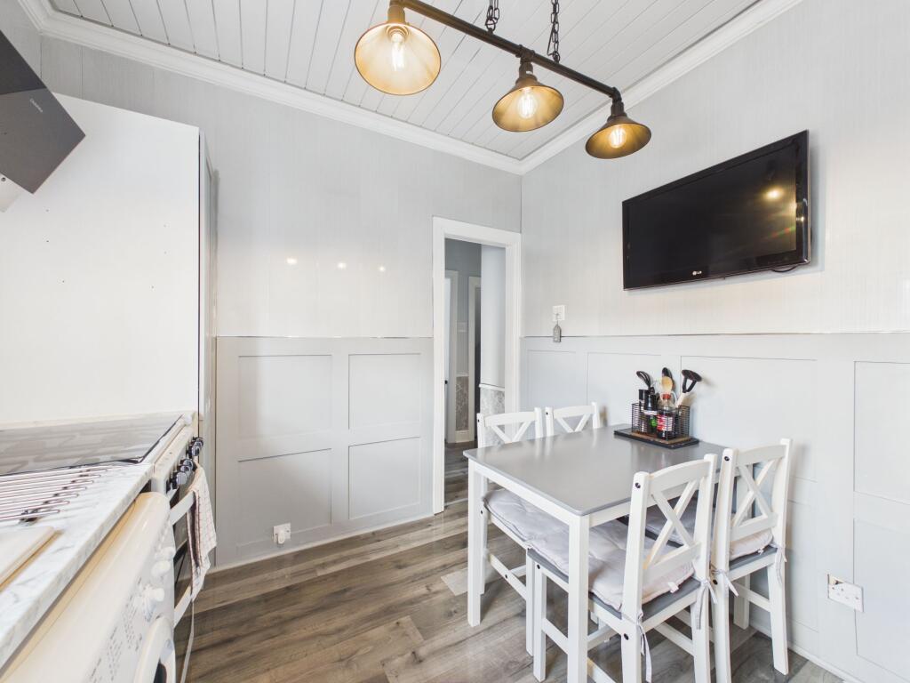 Apartment in Motherwell, South Lanarkshire - More