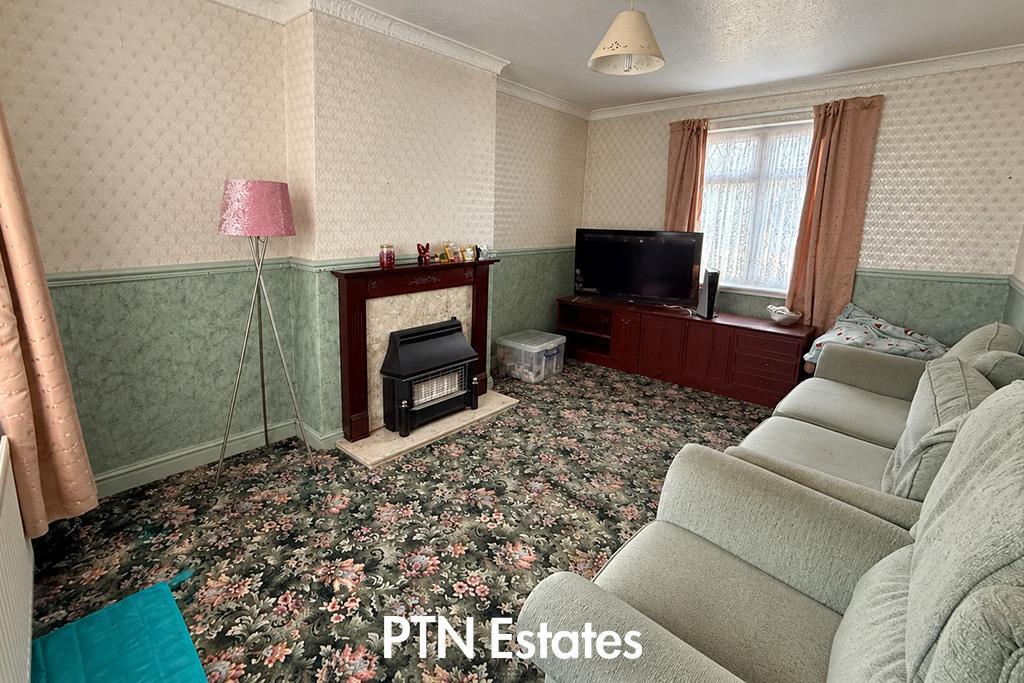 House in Dudley - View 2