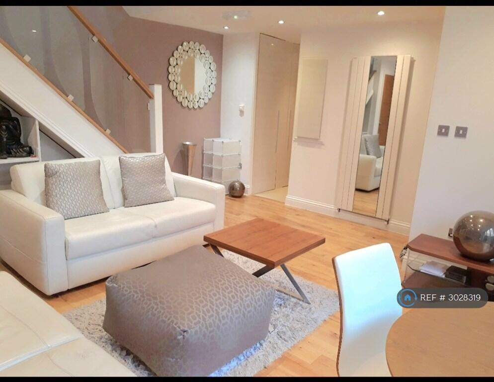 Main image of property: St Anthonys Close, London, E1W
