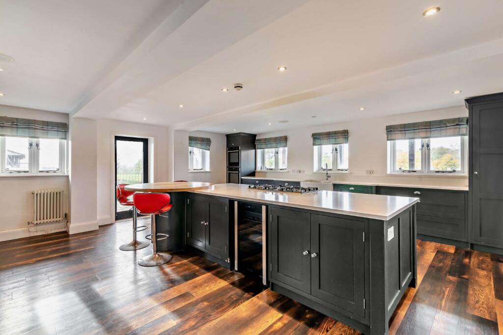 House in Wealden, Chiddingly - More