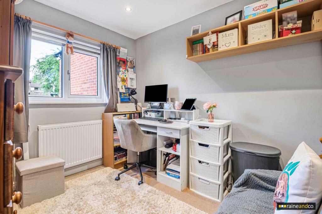 Additional image 9 of Robins Way, Hatfield