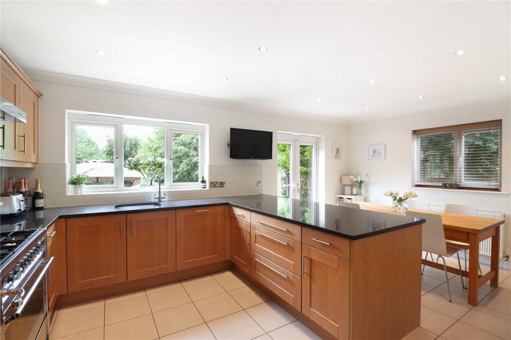 House in Tonbridge - View 3