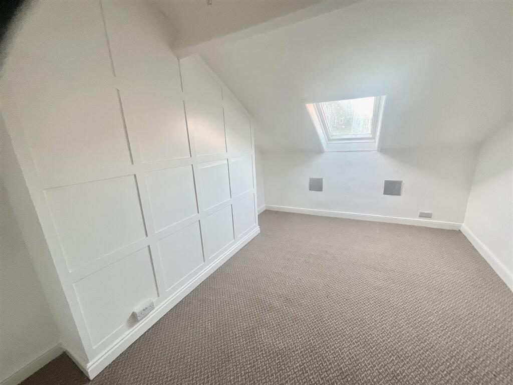 Apartment in York - View 5