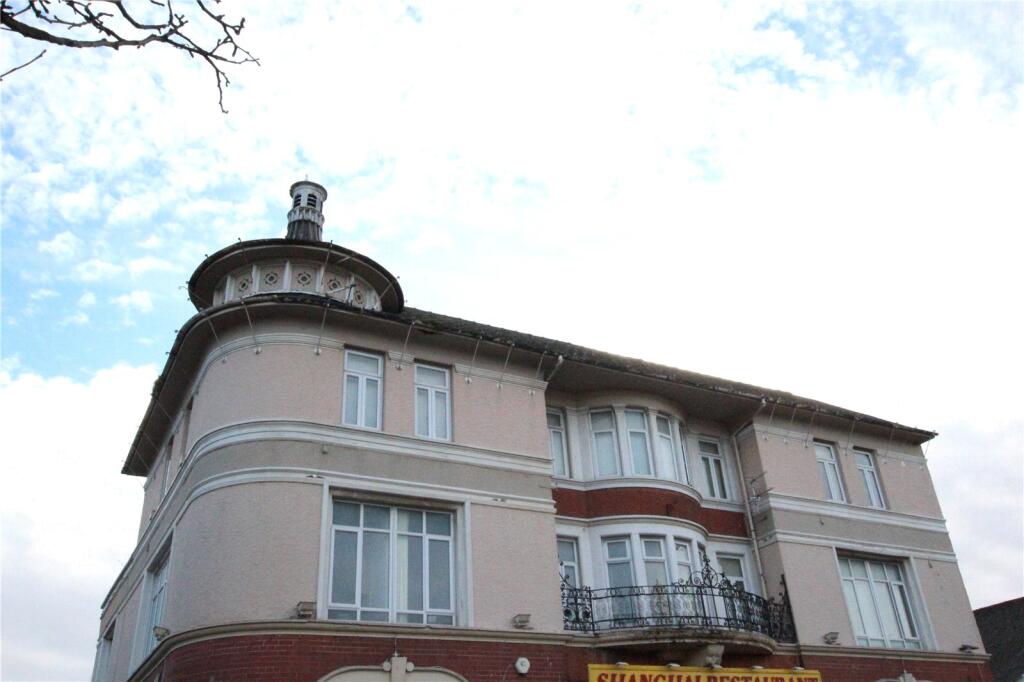Main image of property: 131 Bristol Road, Gloucester, GL1