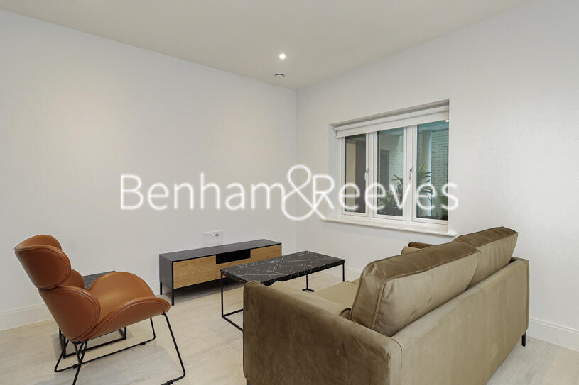 Main image of property: Memorial Avenue, Slough SL1