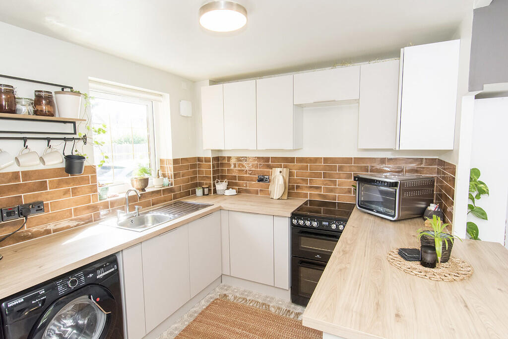 House in Harborough, Leicestershire - View 3