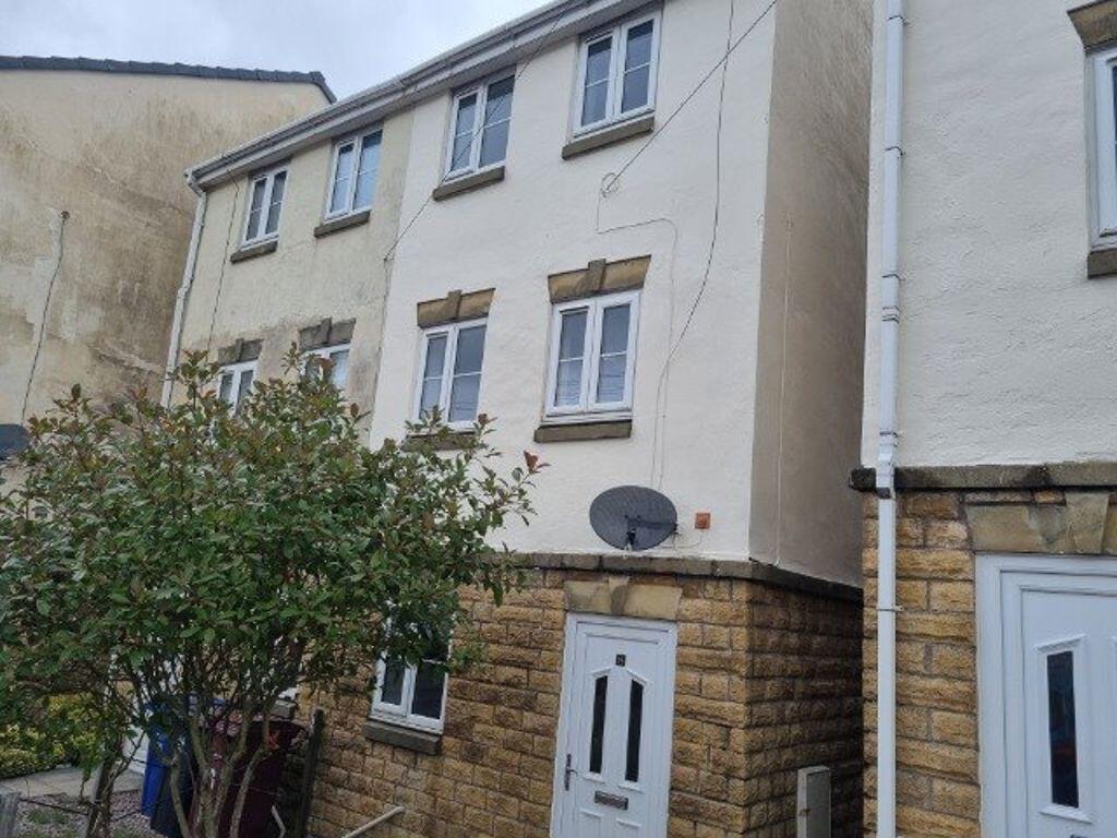 Main image of property: Burnley, BB11, Apex Close - P3471
