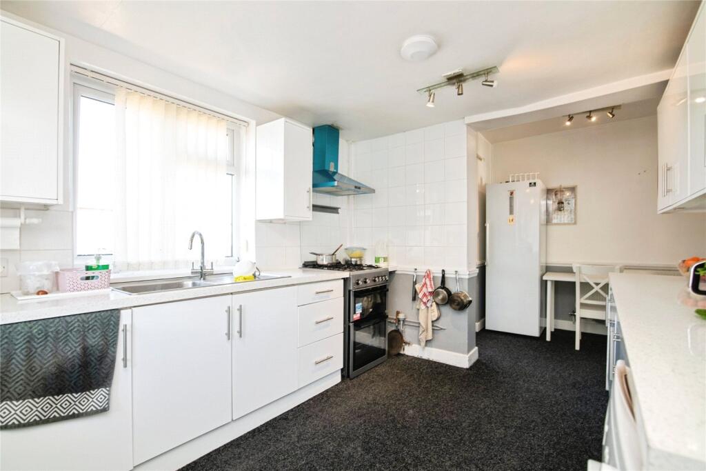 Additional image 3 of Swan Crescent, OLDBURY, West Midlands, B69