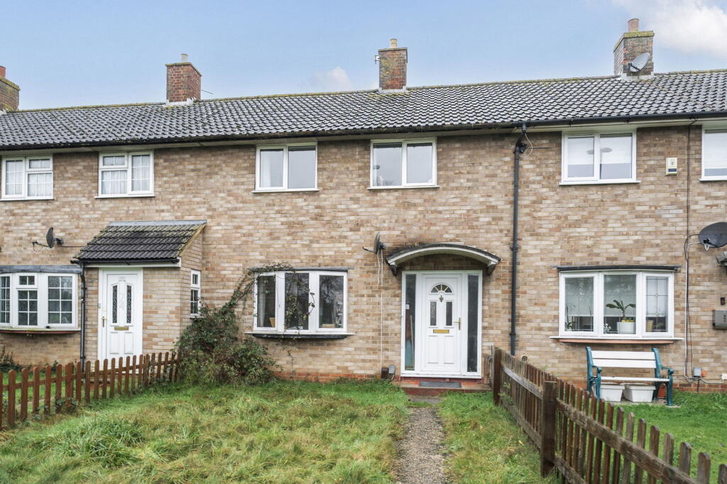2-bed terraced on Peveral Walk, Basingstoke RG22 6QJ, £280,000
