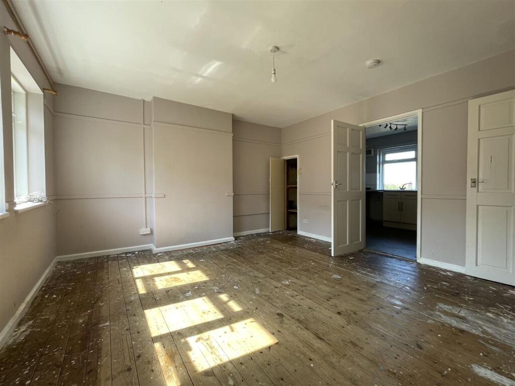 Apartment in Dorchester - View 5