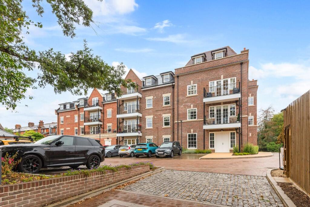 Main image of property: Glasshayes Way, Lyndhurst, SO43