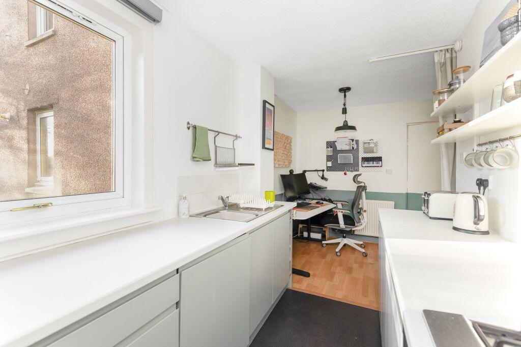 104 South Gyle Mains, South Gyle, Edinburgh, EH12 9EP photo 4