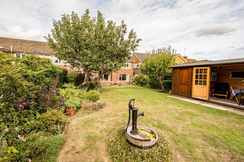 House in Hemel Hempstead - View 3