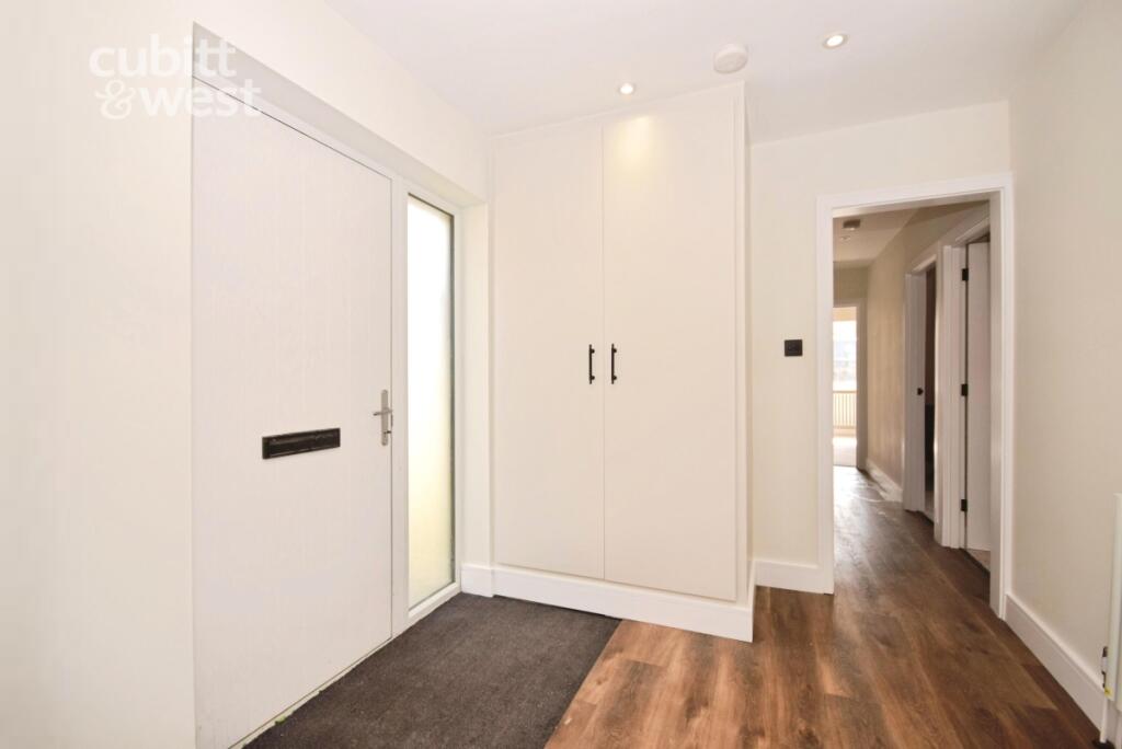 House in Peacehaven - View 5