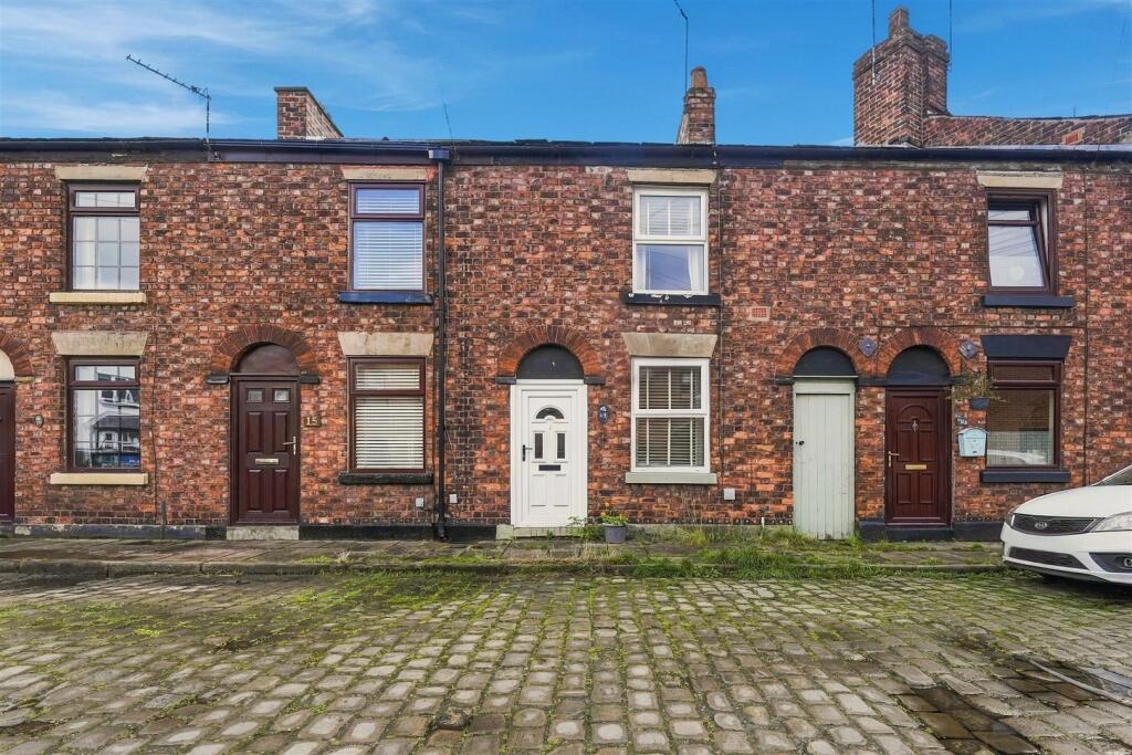 2-bed terraced on Thornycroft Street, Macclesfield, £149,950