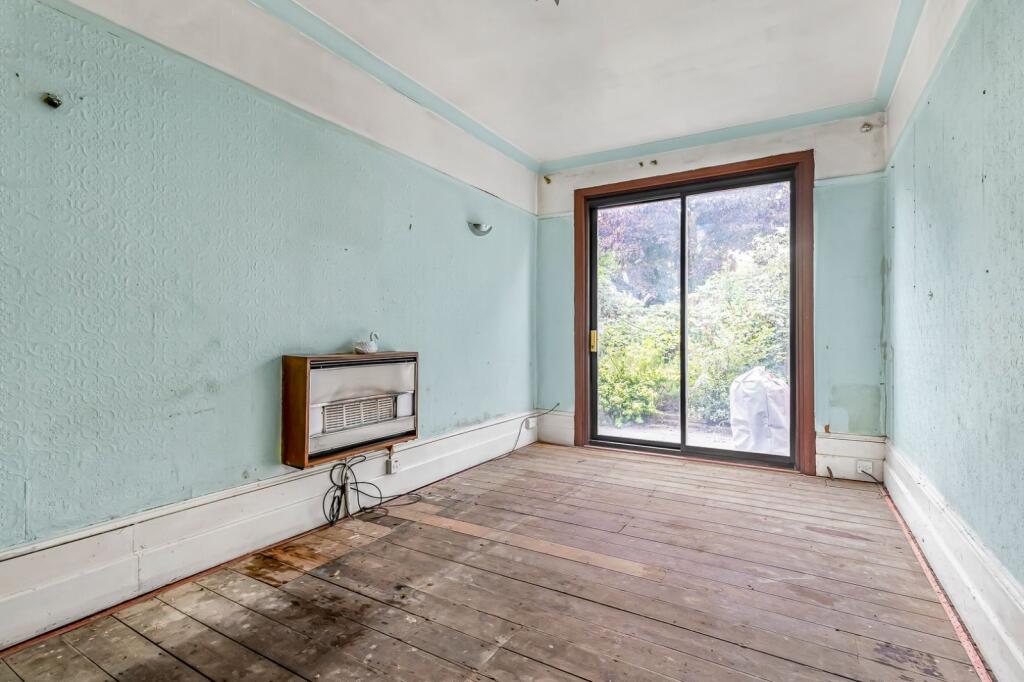 House in London - View 4