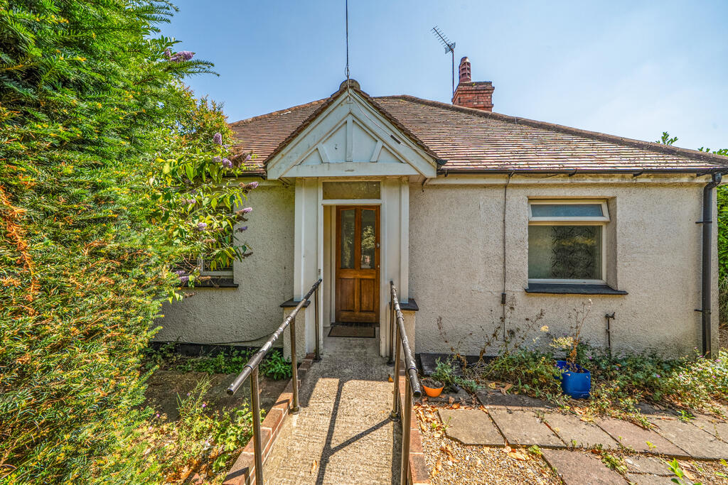 Chaldon Road, CR3 5PJ