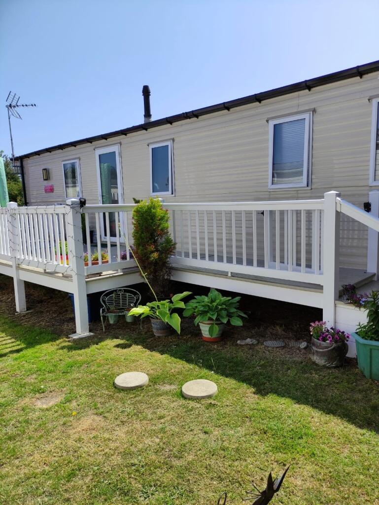 Main image of property: Low Road,Harwich,CO12 3TZ