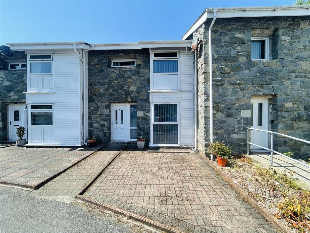 Main image of property: Isgraig, Tremadog, Porthmadog, Gwynedd, LL49