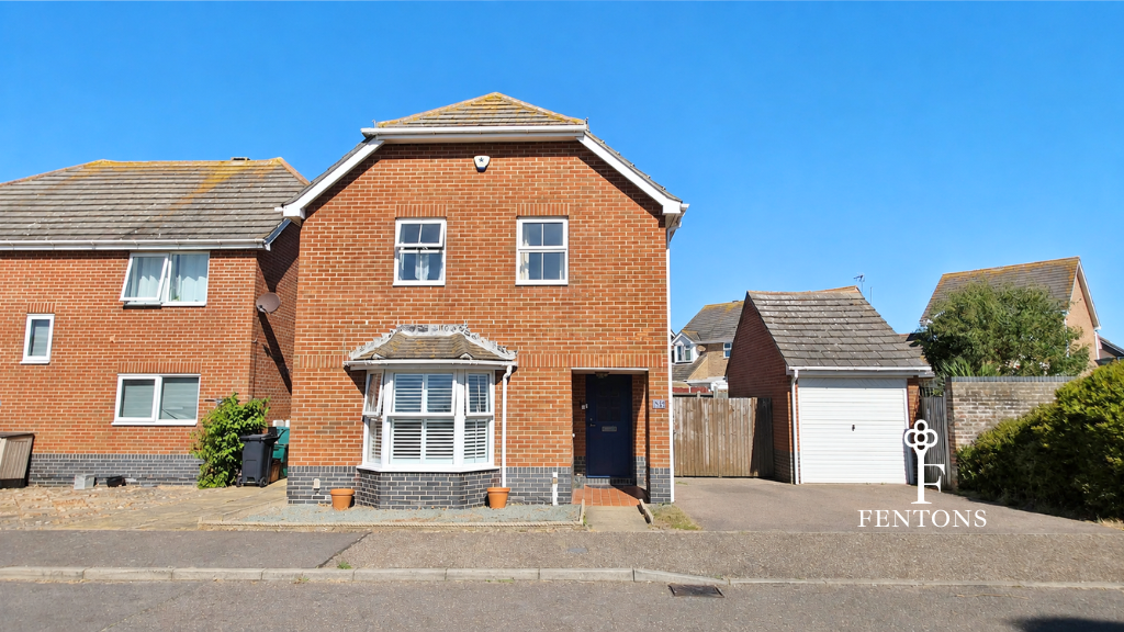 4 bedroom detached house for sale in Deal Close, Clacton-on-Sea on Rightmove
