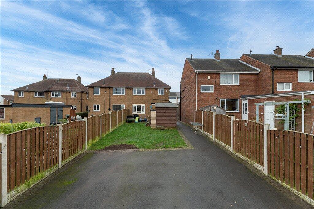 Main image of property: Oak Avenue, Morley, Leeds, West Yorkshire, LS27