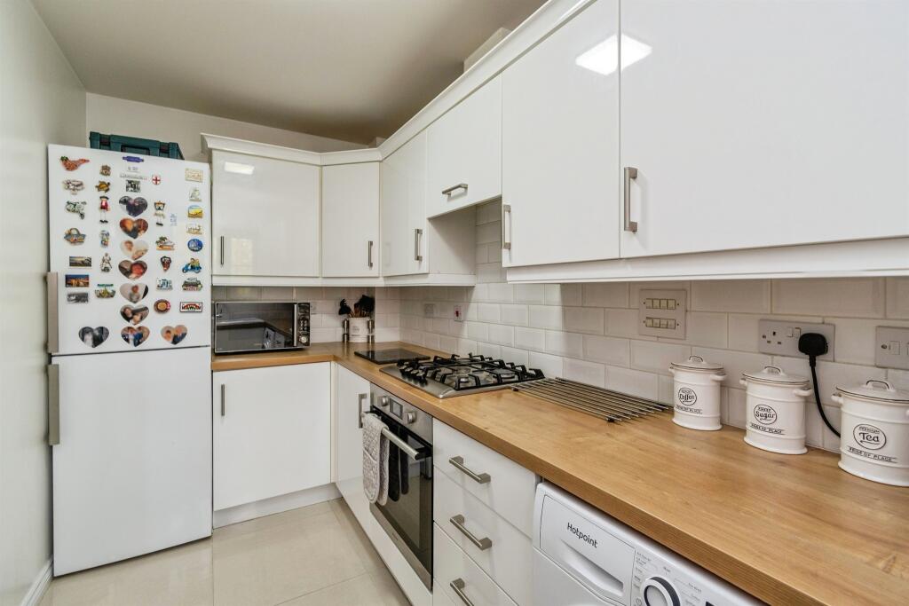 House in Sandwell, West Midlands - View 4