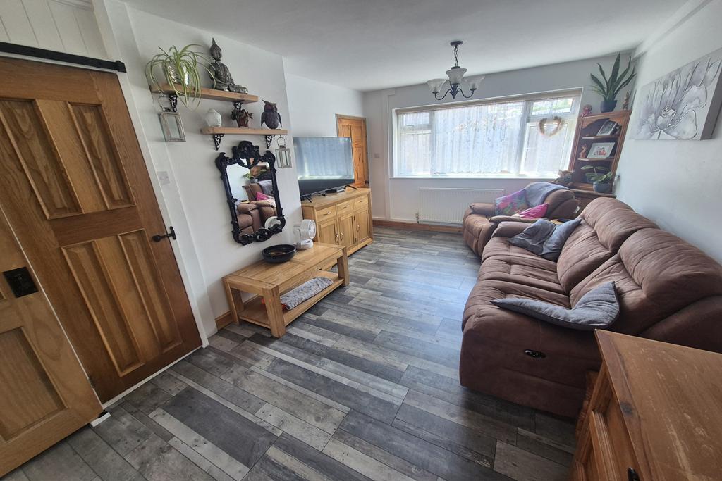 House in Taunton - View 5