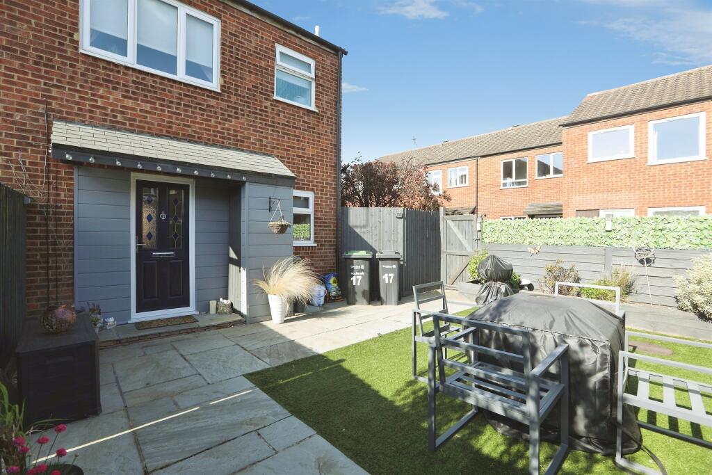 Main image of property: Cobsdene, Gravesend