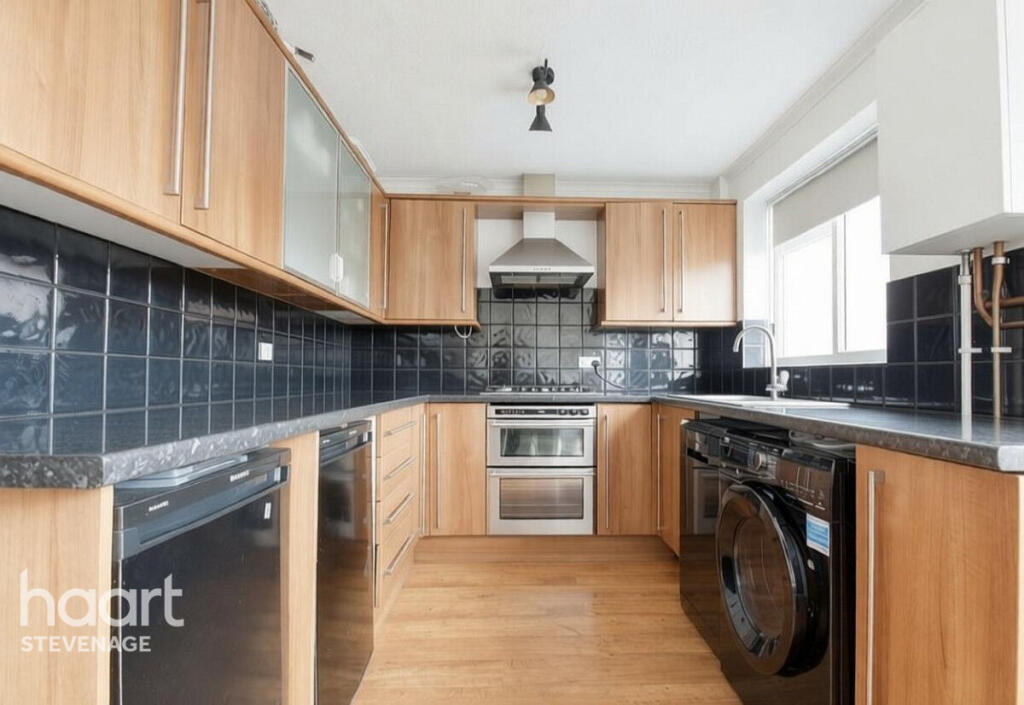 House in Stevenage - View 3
