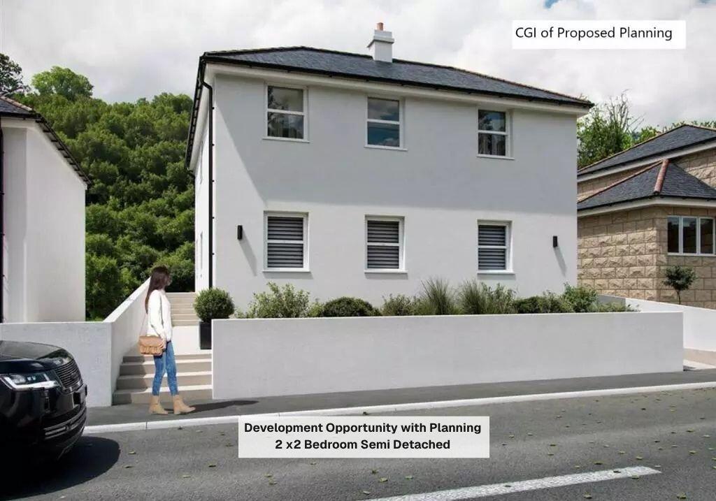 2-bed detached on 53 Saint Catherine Street, Ventnor, PO38 1HG, £29,000