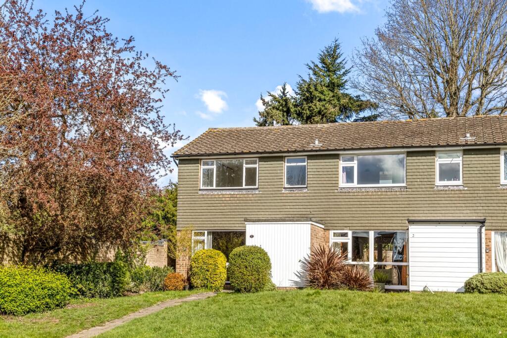 Main image of property: Saville Gardens, Billingshurst, RH14