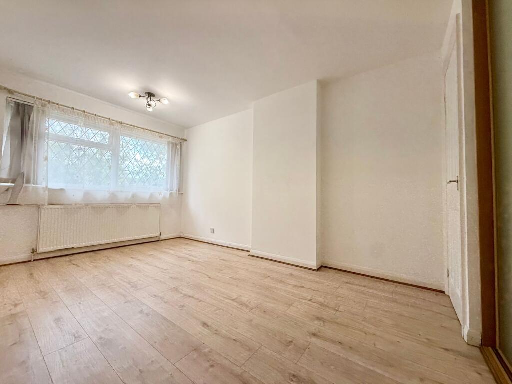 House in Luton, Hockwell Ring, Lewsey Farm - View 5