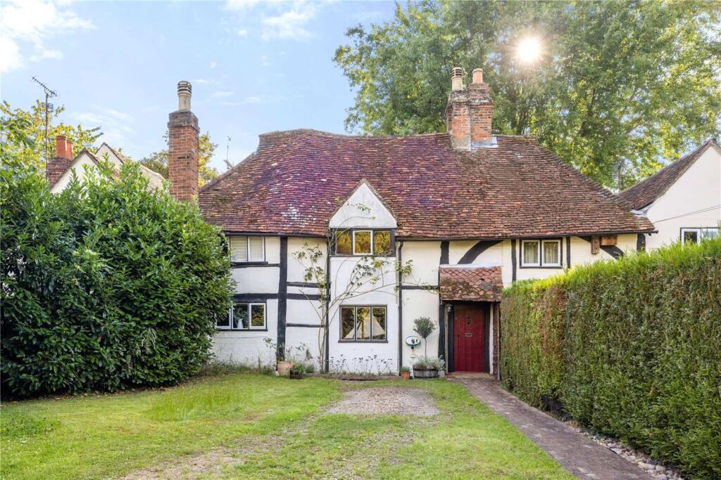 4-bed terraced on Broad Street Common, Guildford, GU3, £650,000