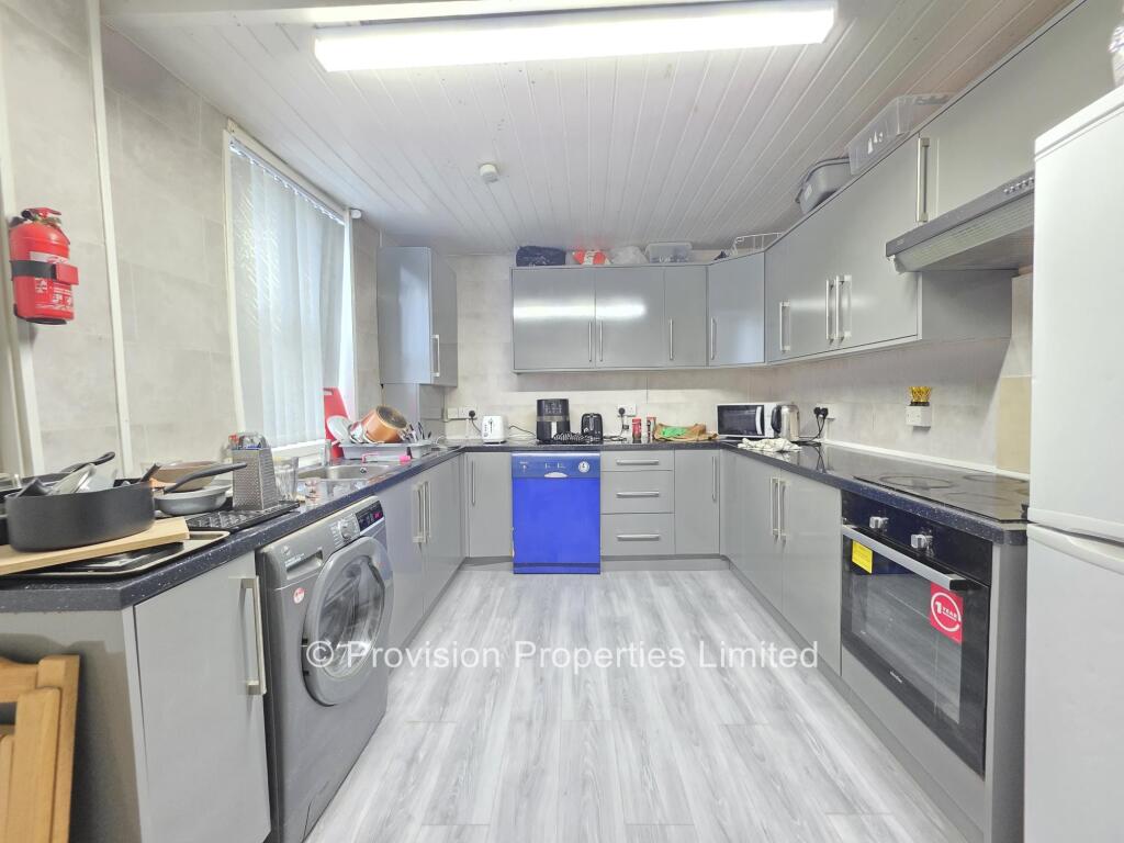 House in Leeds - View 5