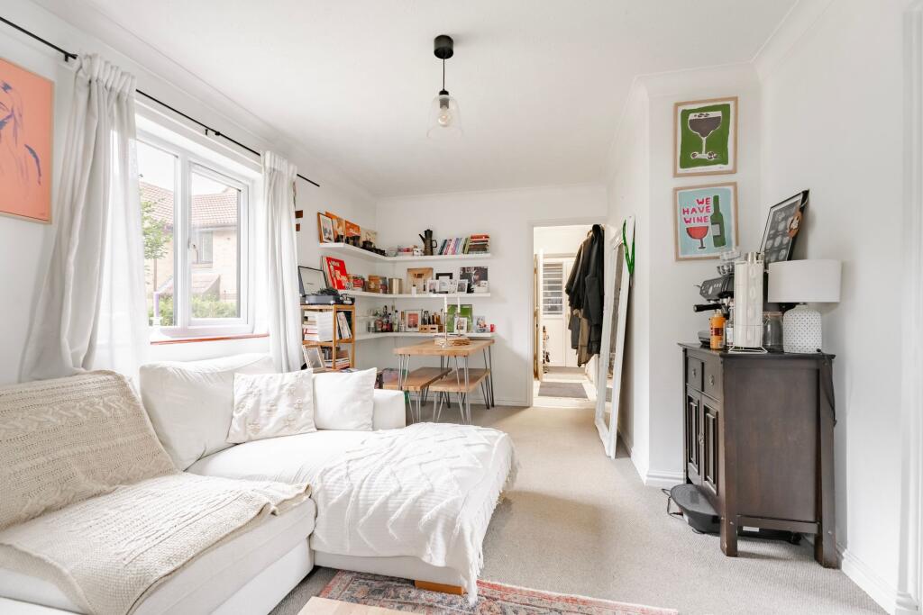 Apartment in Norwich, Norfolk - View 4