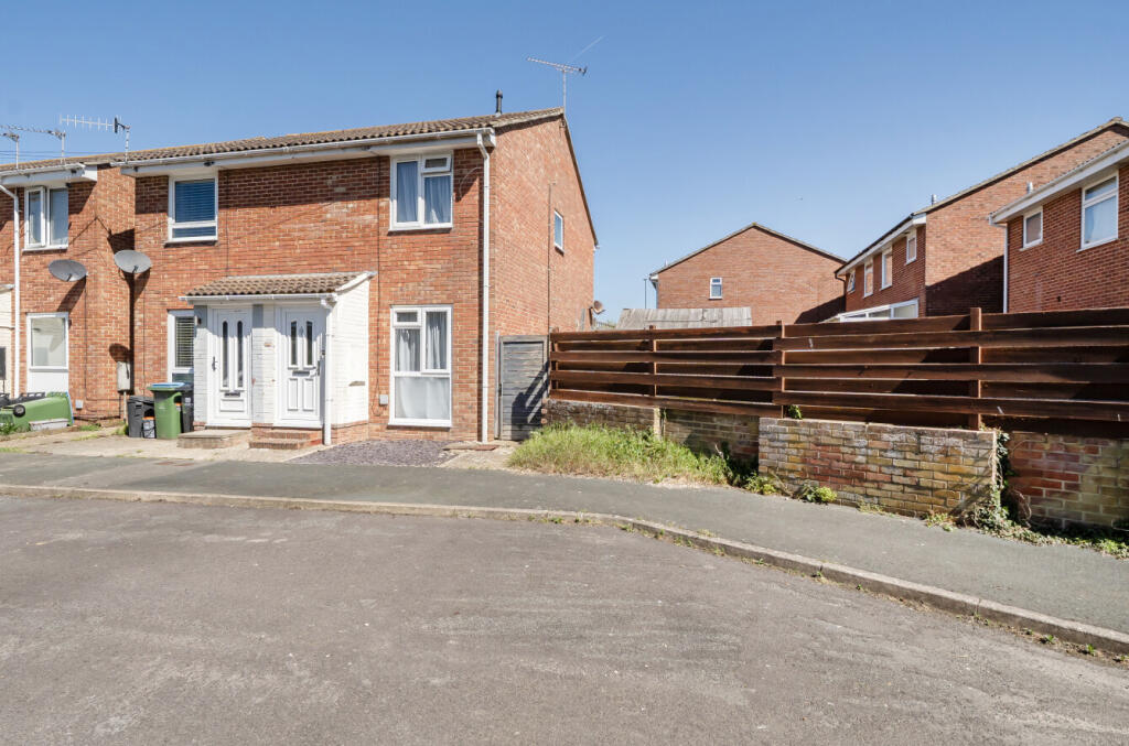 Main image of property: Bronze Close, Bognor Regis, West Sussex
