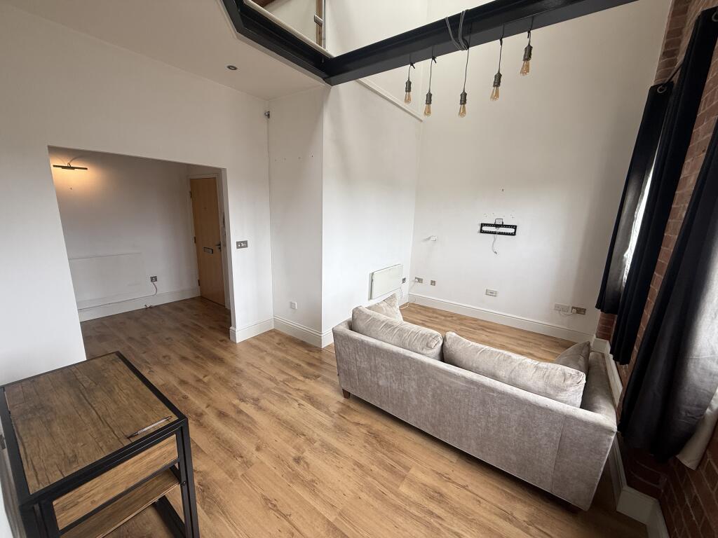 Apartment in Derby - More