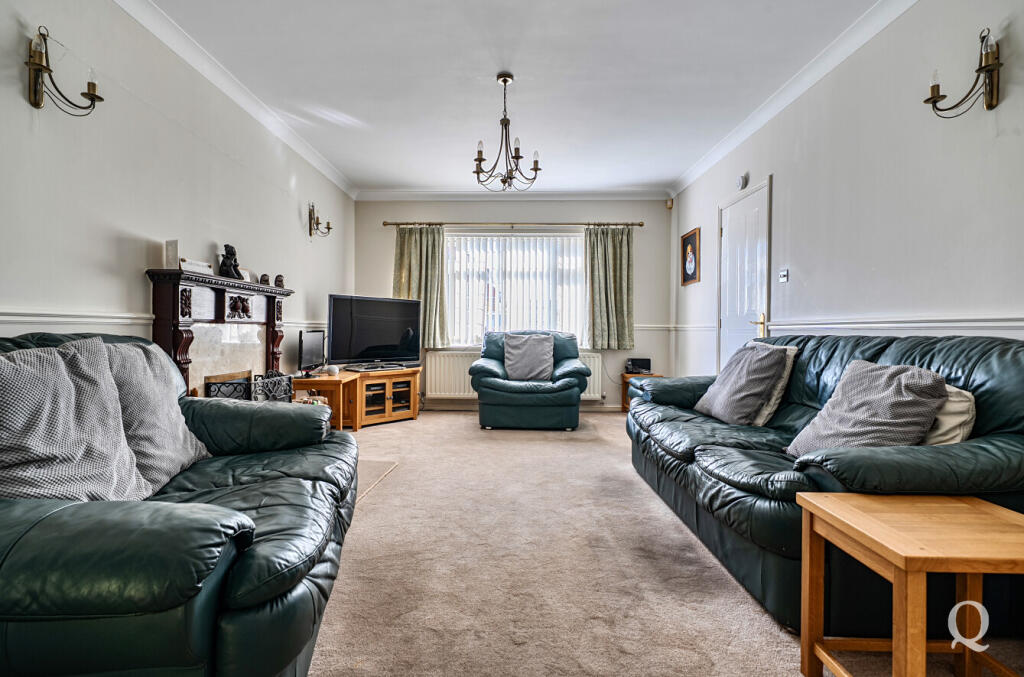 House in Swale, Grove Park, Bobbing - View 4