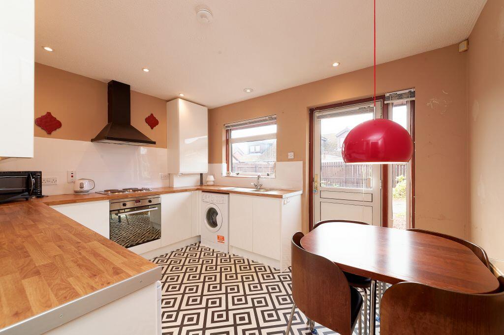 House in Paisley, Renfrewshire - More