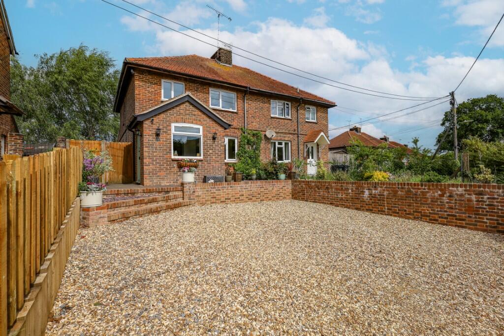 Main image of property: Mill Road Terrace, Liss, Hampshire, GU33