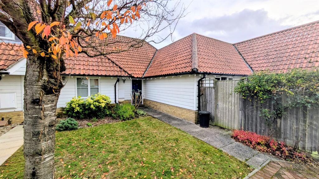 Main image of property: Meadow Park, Braintree